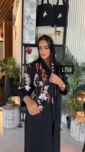 عباية كريب بلقيس تطريز يدوي قصة عادية ستريت