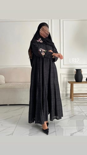 عباية ركامة مع شك يدوي قصة عادية ستريت