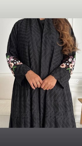 عباية ركامة مع شك يدوي قصة عادية ستريت