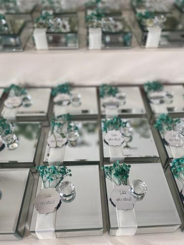 علب كريستال