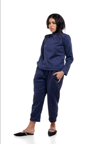 Set of pants & shirt