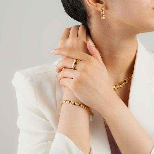 Piano set A042 21-karat