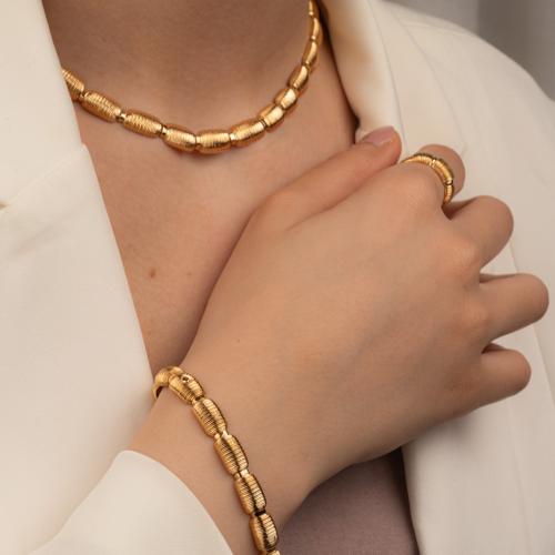 A045 set 21 karat