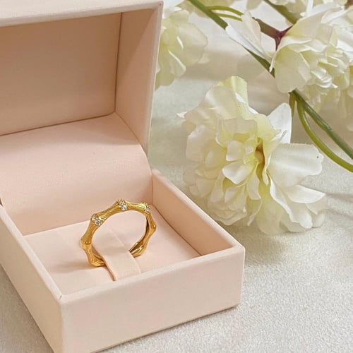 The Queen’s عيار 21 R001 ذهبي