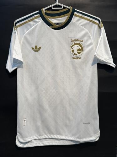 تيشيرت منتخب السعودية الابيض2027 فئة اللاعبين