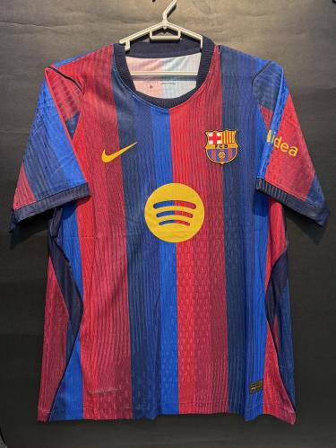 تيشيرت برشلونة الأساسي 2027 فئة اللاعبين