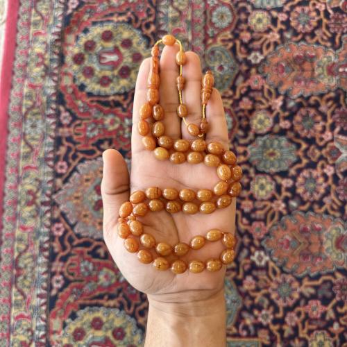 بكلايت اصفر داكن