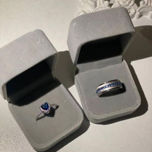 بكج خواتم تُحفر من الداخل.. كإشارة سرّية بينكم فقط...