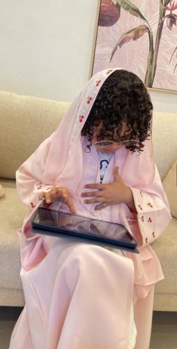 عبايه الكرز للأطفال