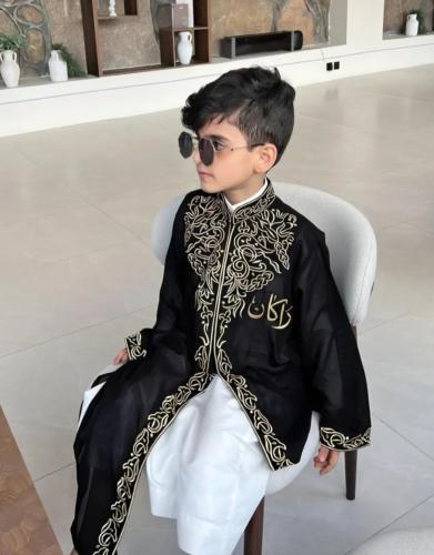 دقلة العيد فخم وأنيق لطفلك