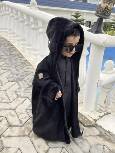 فروه أطفال شتوي من سلامة طفلك وتاكد من صحته.