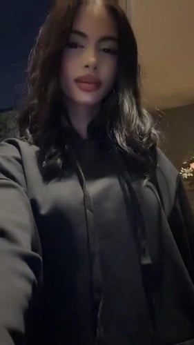 هودي خلك دايم دافي وأنيق