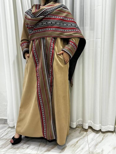 عبايه سدو قطعه شتوية أنيقة ودافئة