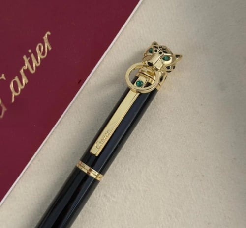 قلم يعكس أناقتك