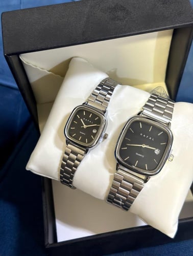 ساعه تيتانيوم