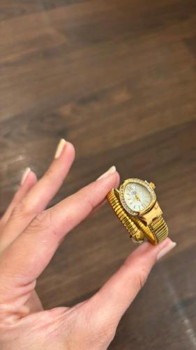 ساعه لطفلتك فخم وأنيق