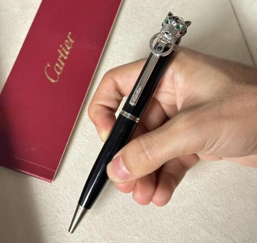 قلم يعكس أناقتك