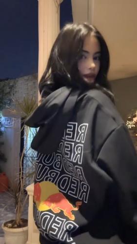 هودي خلك دايم دافي وأنيق