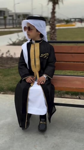 دقلة أطفال العيد الجديدة