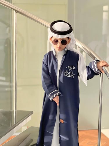 دقلة العيد مطرز الصقر