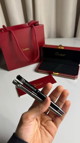 قلم كارتير فخم وأنيق بالاسم