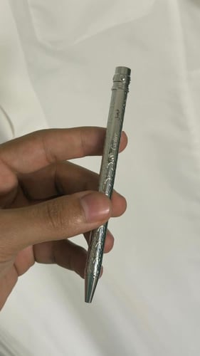 قلم كارتير لمسة بالاسم