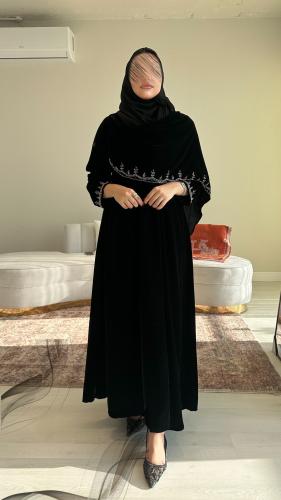 عبايه شتوية فخمة لأكثر مبيعآ