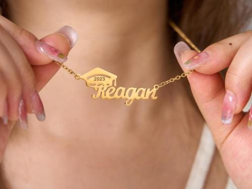 سلسال تخرج يوم تخرجك أكثر تميزًا