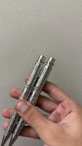 قلم كارتير بالاسم بتصميم جديد