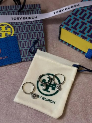 خاتم توري بورش