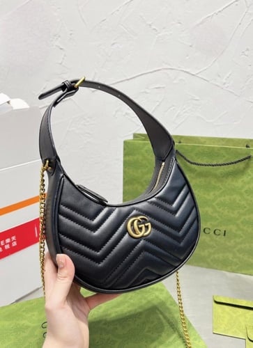 شنطة قوتشي 18*21