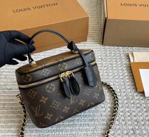 شنط لويس فيتون14*19(فوري)