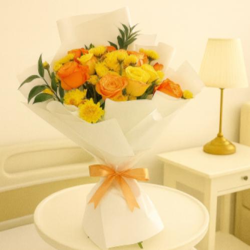 باقة الجوري الاصفر مع الكريز