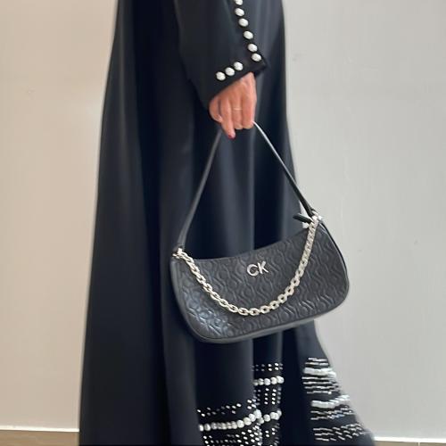 عباية لؤلؤة