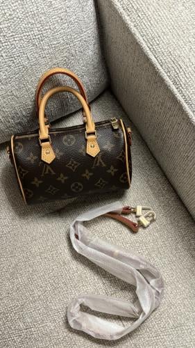 LV Nano Speedy (18cm)