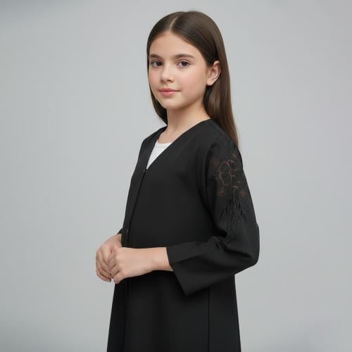 عباية لمسة المطرزة الصغيرة