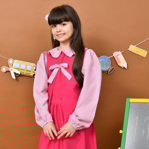 مريول حلا فوشي : تصميم أنيق بسديري متصل مزين بربطة...