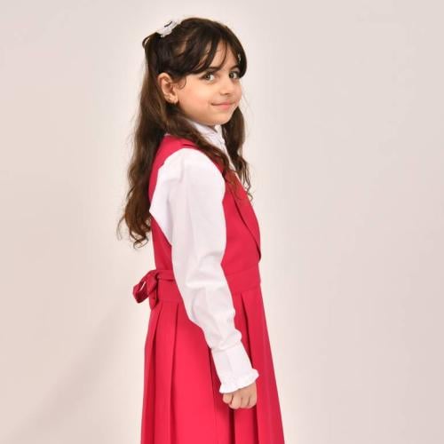 مريول فوشي بياقة بليزر مع حزام ربط اغلاق و كسرات ج...