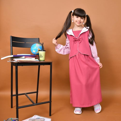 مريول حنين فوشي : تصميم أنيق بأكمام كاروهات مع سدر...