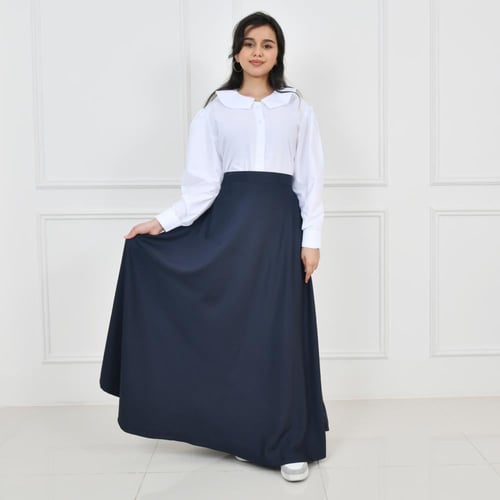 تنورة كحلية كلوش بقصة فرنسية جذابة بجيوب مخفية وسح...