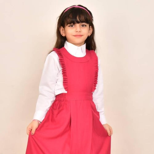 مريول باللون الفوشي بكشكشة انيقة وزم مطاطي من الجا...