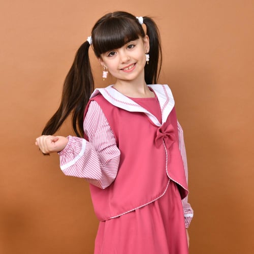 مريول حنين فوشي : تصميم أنيق بأكمام كاروهات مع سدر...