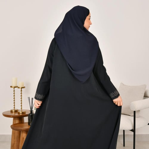 عباية لف باللون الكحلي داكن ربع كلوش بتطريز ذهبي ا...