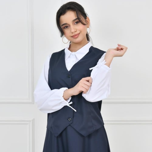 مريول تنورة مع سديري باللون الكحلي