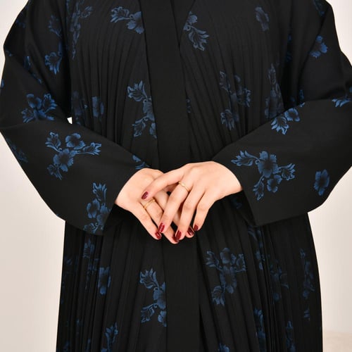 عباية لف ربع كلوش انيقة بقماش مكسر بطبعات باللون ا...