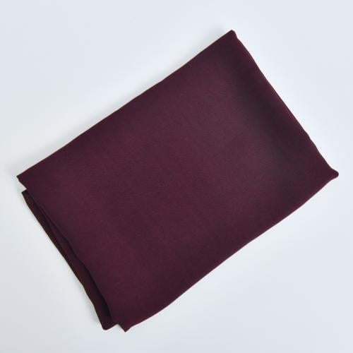 طرحة حرير باللون العنابي