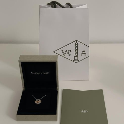 VCA Holliday Alhambra Pendant 2024