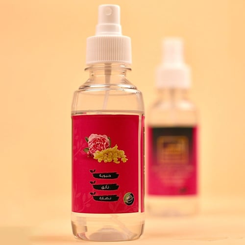 قطرات ماء اللبان بماء الورد الطائفي للبشرة
