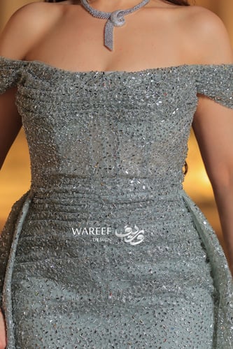 فستان سهره اوف شولدر بذيل خلفي طويل