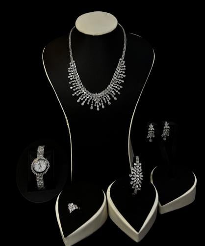 طقم سيمفونية اللؤلؤ المتلألئ